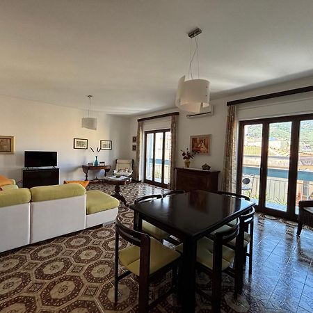 Archimede Lounge Apartment Cefalu Exterior photo