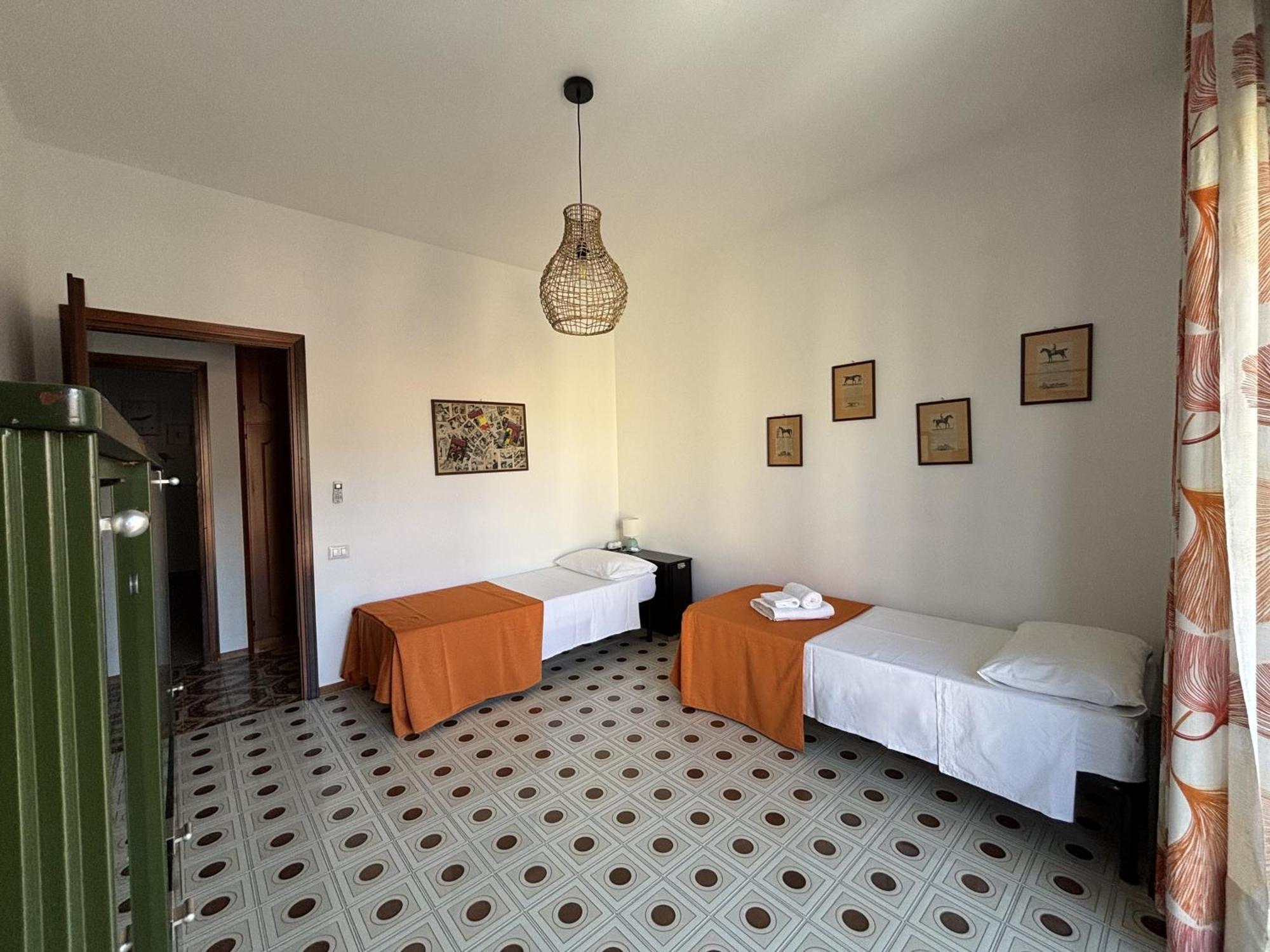 Archimede Lounge Apartment Cefalu Exterior photo