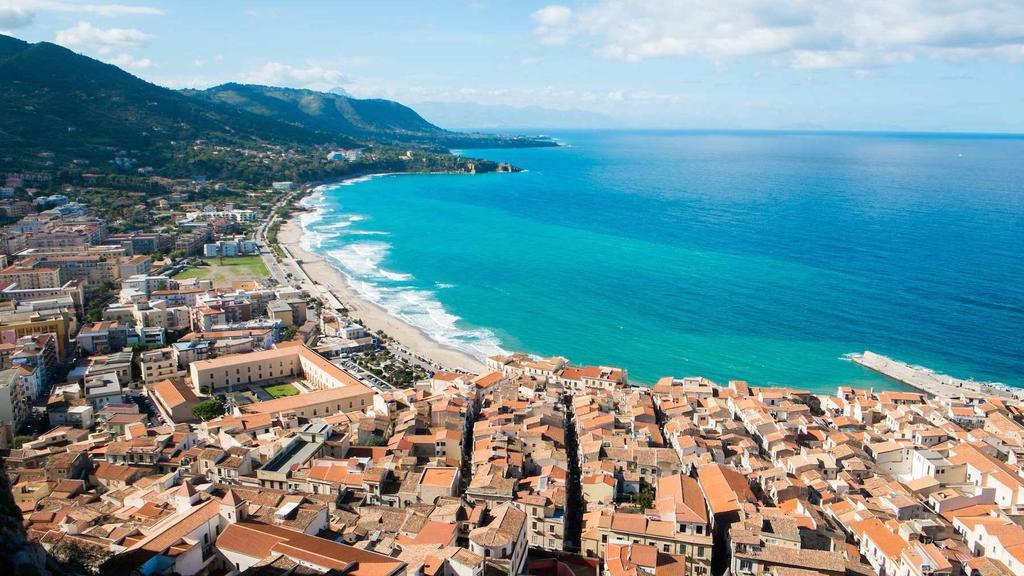 Archimede Lounge Apartment Cefalu Exterior photo